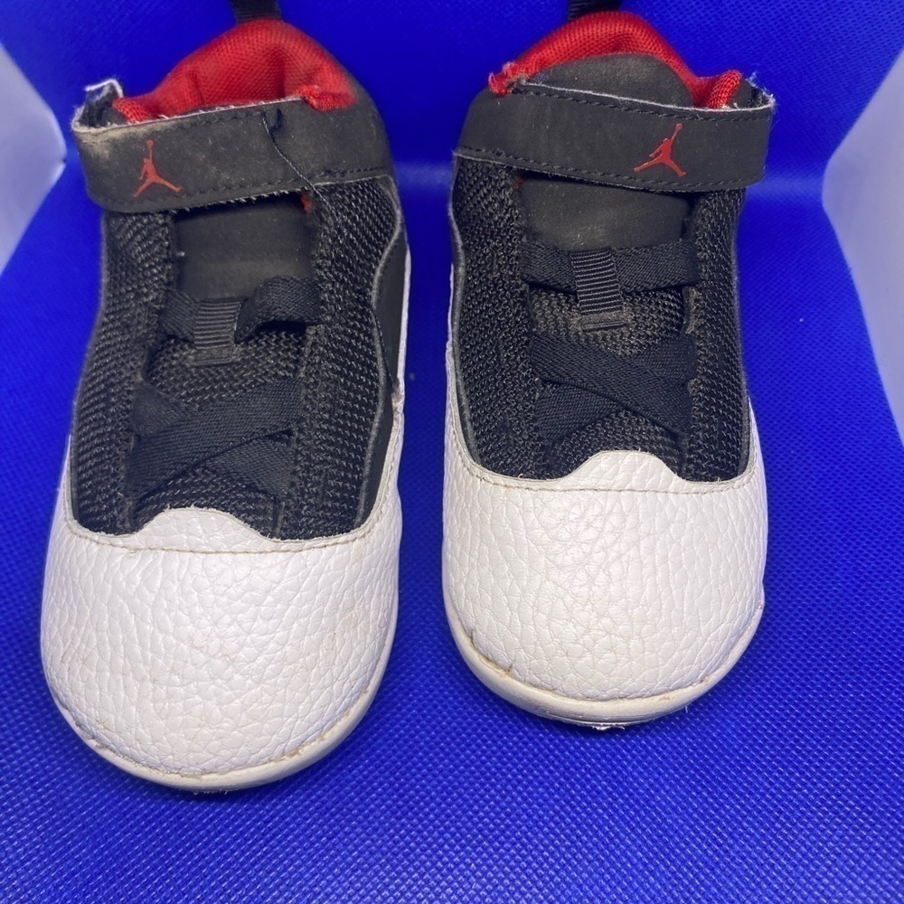 Nike Air Jordan Max Aura 2 Toddler SZ 7C